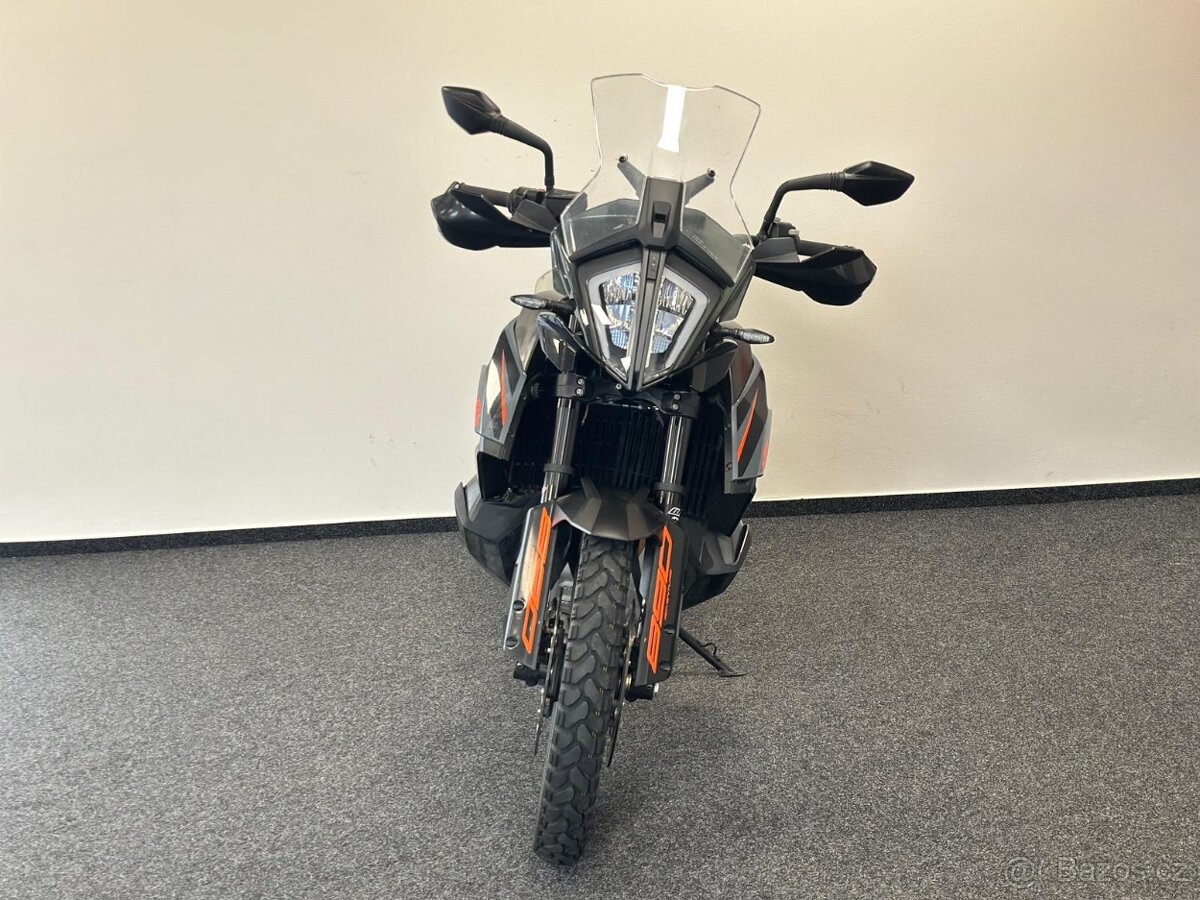 KTM 890 Adventure - 4