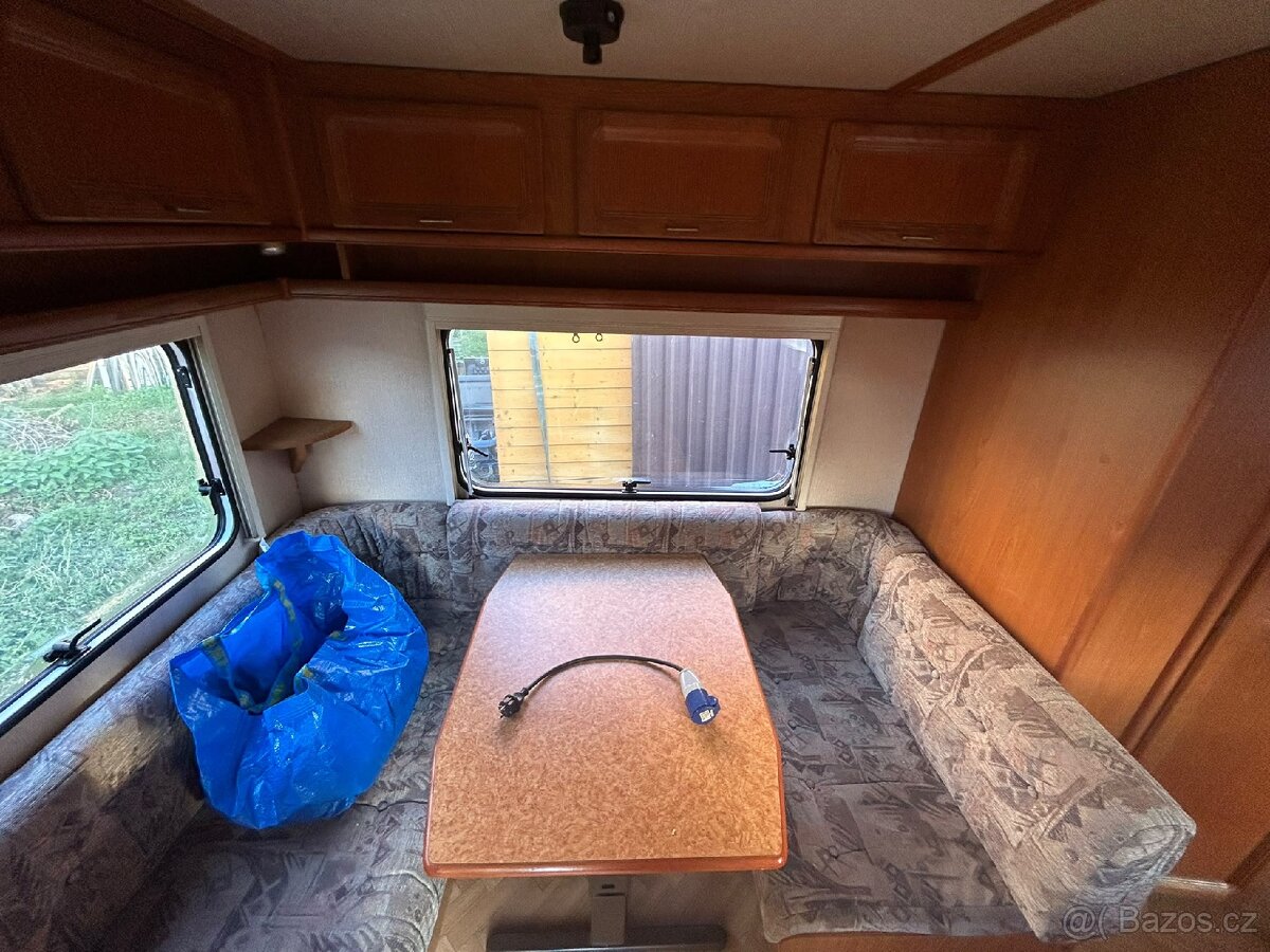 Prodám karavan Wilk 500 - 4