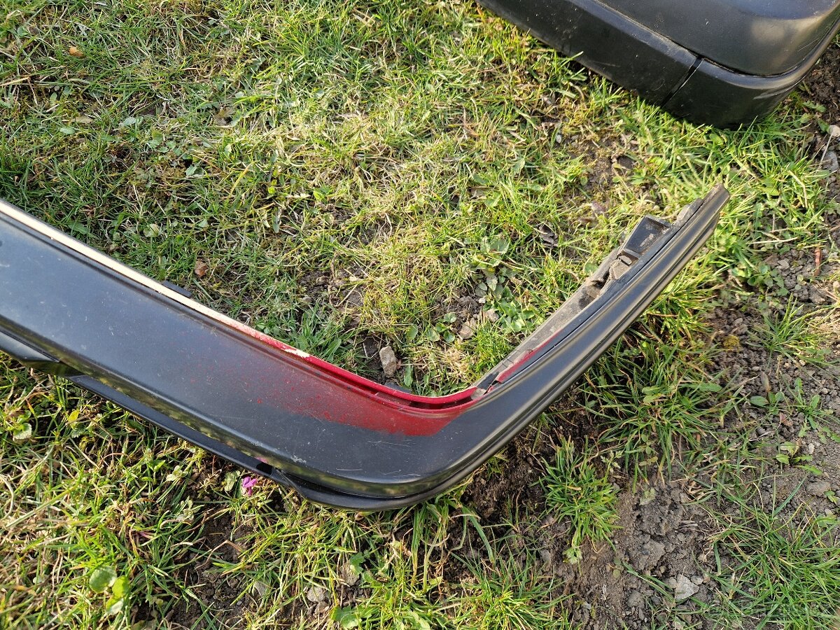 BMW e30 nárazníky plast - 4