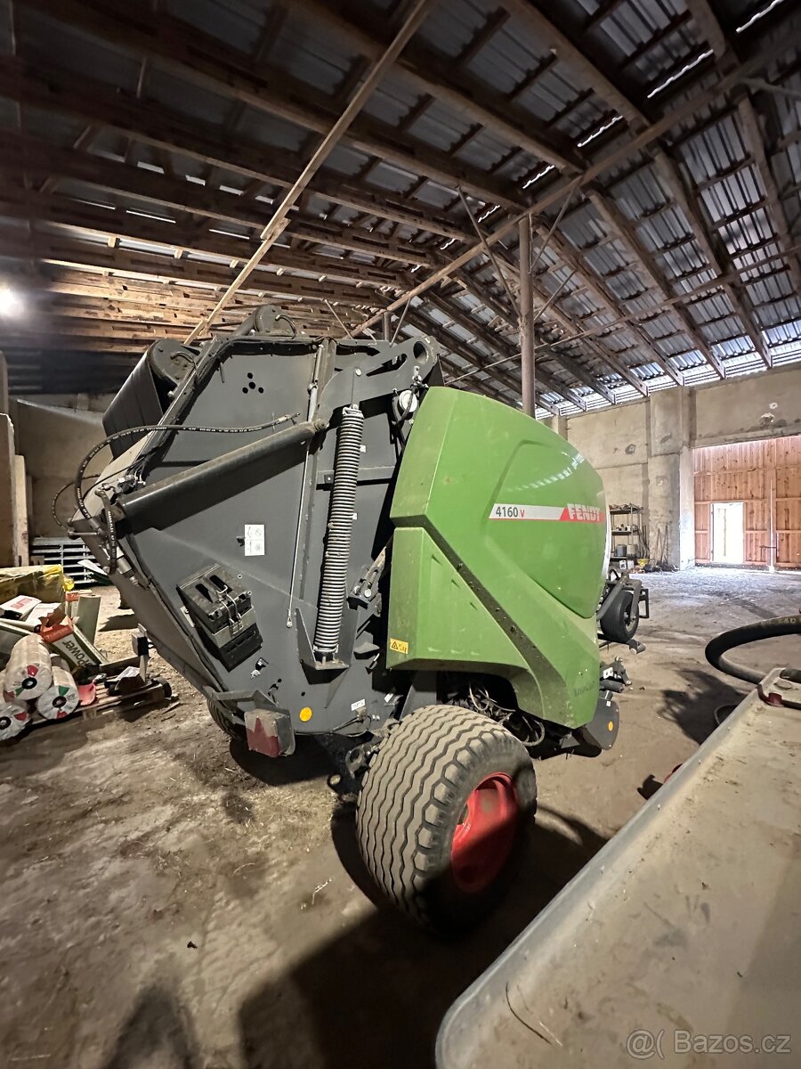 FENDT 4169 V Xtra Lis na kulaté balíky - 4