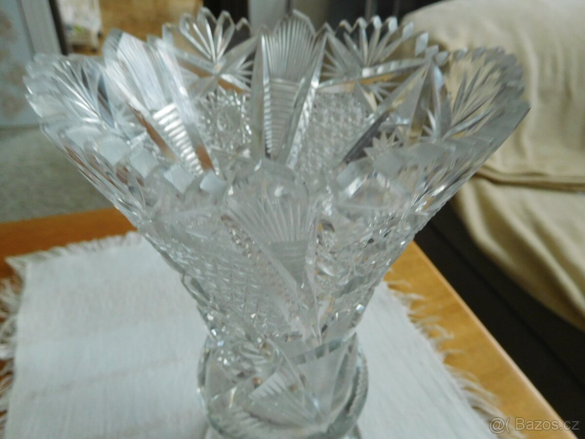 broušené vázy - 4