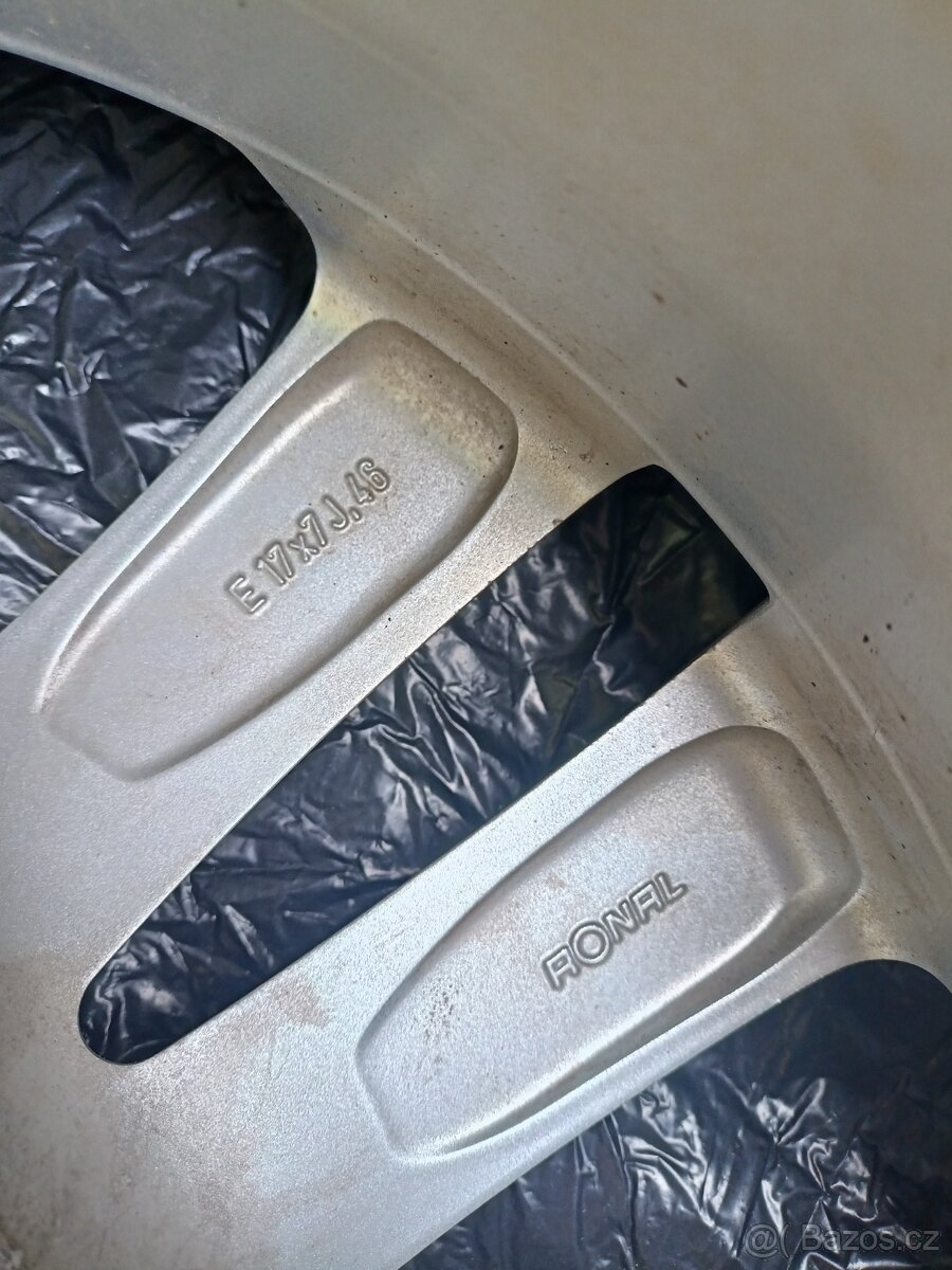 MITSUBISHI ALU KOLA 17" - 4