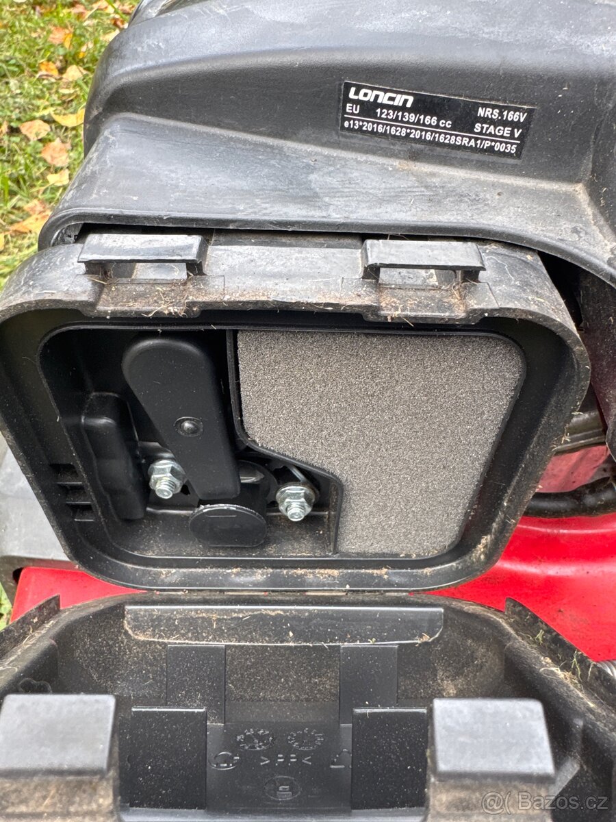 Zánovní sekačka Iskra - 4