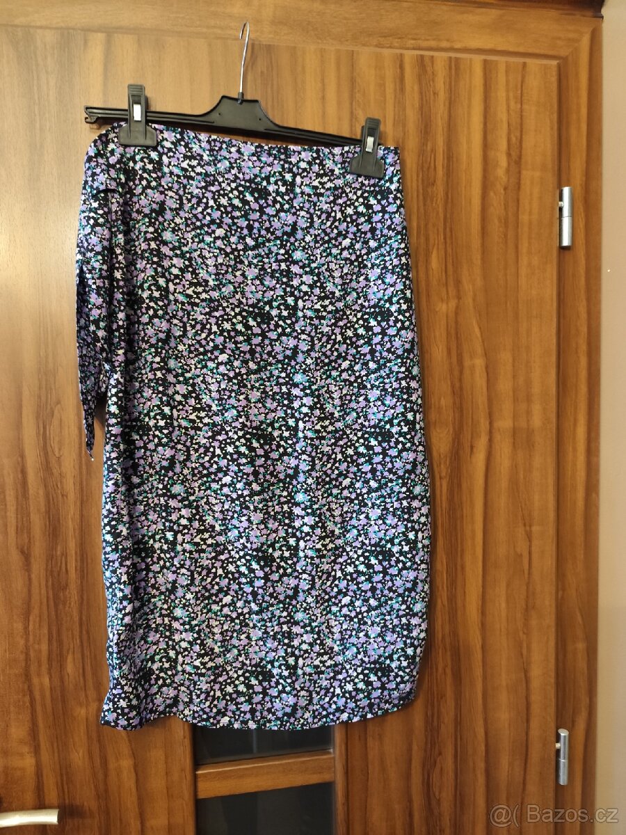 hezká zavinovací sukně - 4