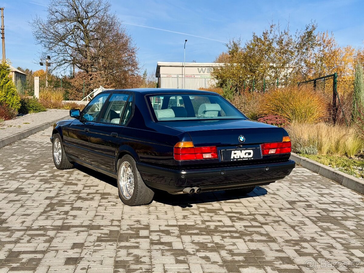 BMW 740iL E32 - 4