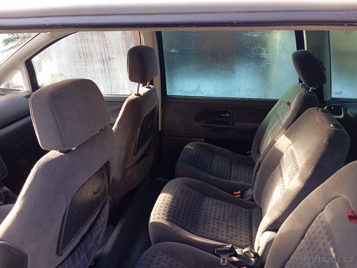 Volkswagen Sharan 1.9 TDI po servise - 4