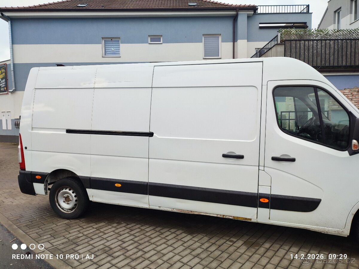 Renault master rok výroby 2015 2,3 dCi - 4