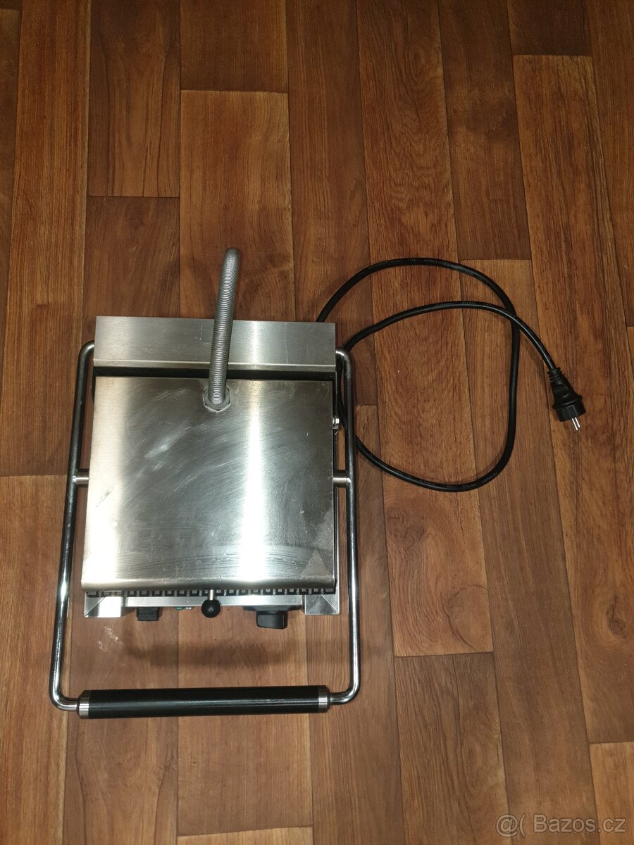 Prodam profi gastro gril redfox ps 2010 r, 3kw - 4