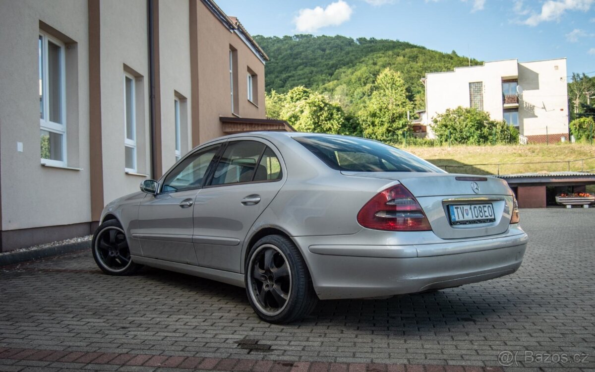 Mercedes E200 W211 90kw - 4