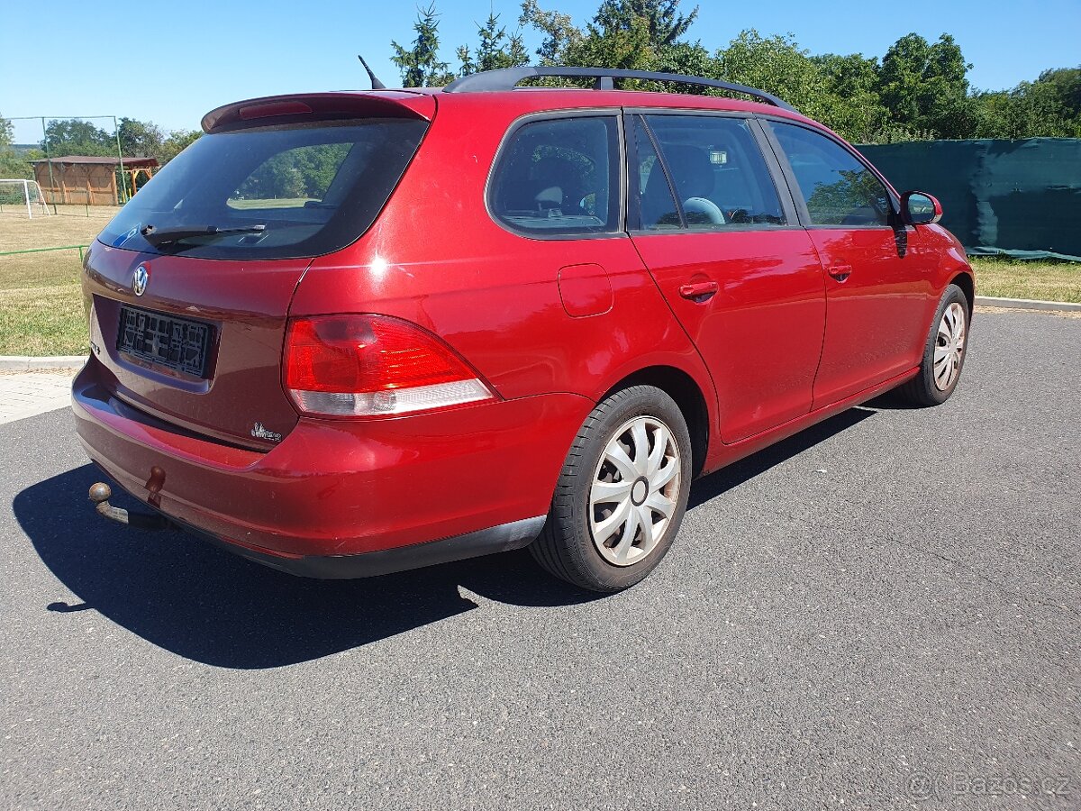 Vw Golf variant 1.6 MPI nová stk - 4