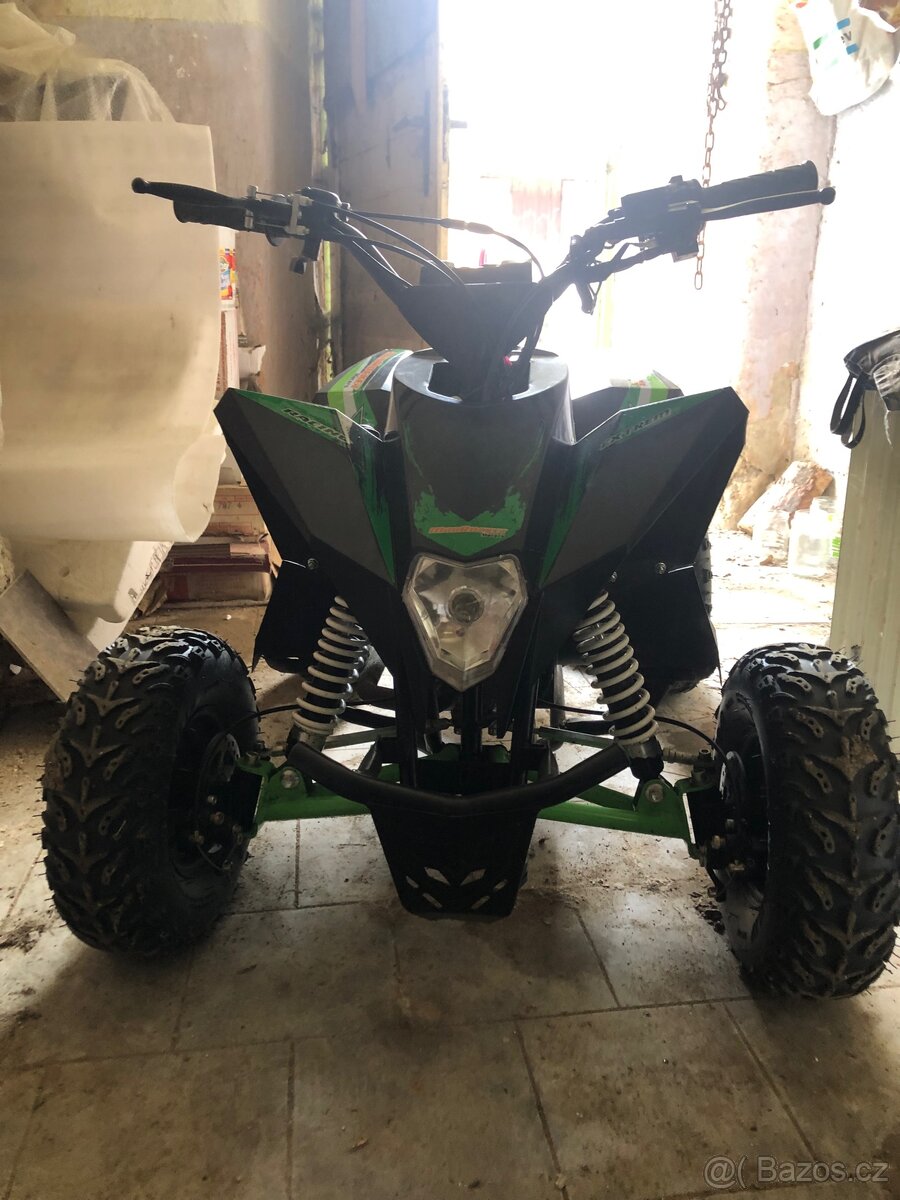 Čtyřkolka FactoryTeam 90ccm