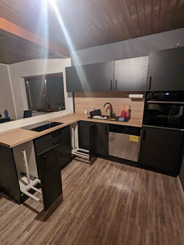 Kuchyňská linka včetně spotřebičů - 4