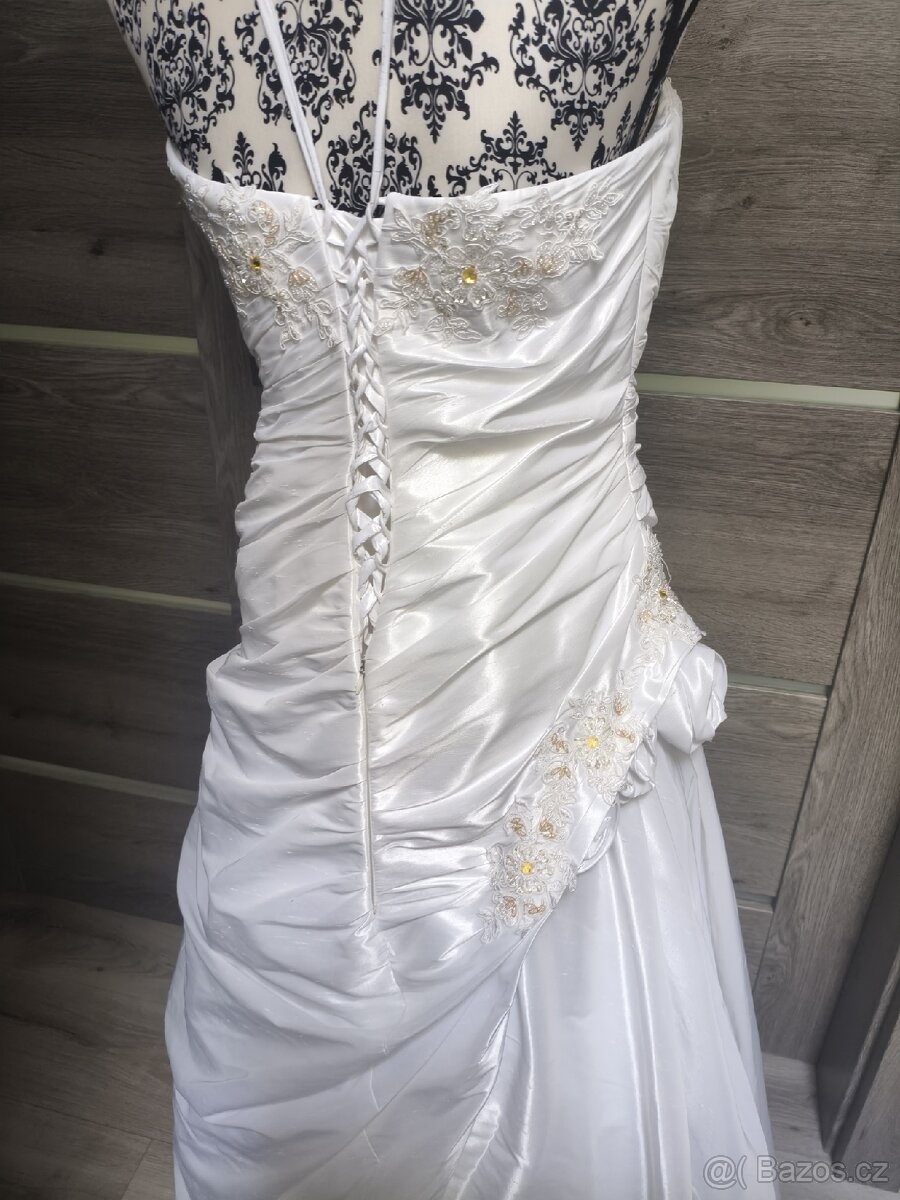 Tradiční svatební šaty 38/40/42 - 4