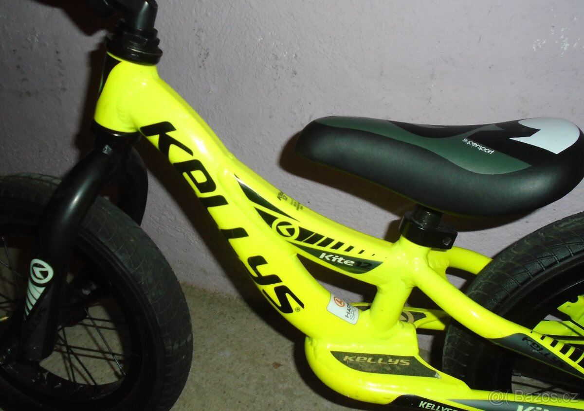 Prodám dětské odrážedlo KELLYS KITE 12“. - 4