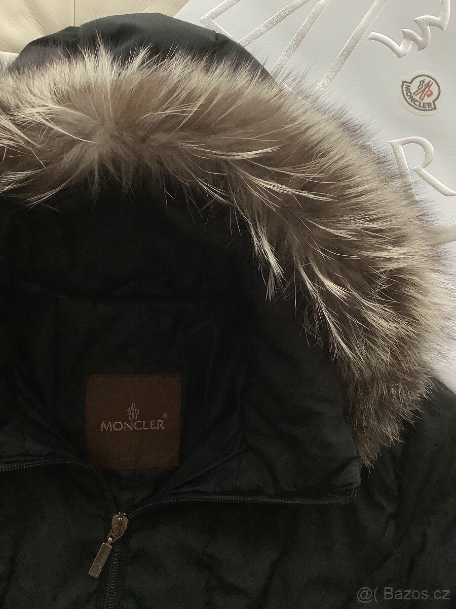 Péřový dámský kabát MONCLER - 4