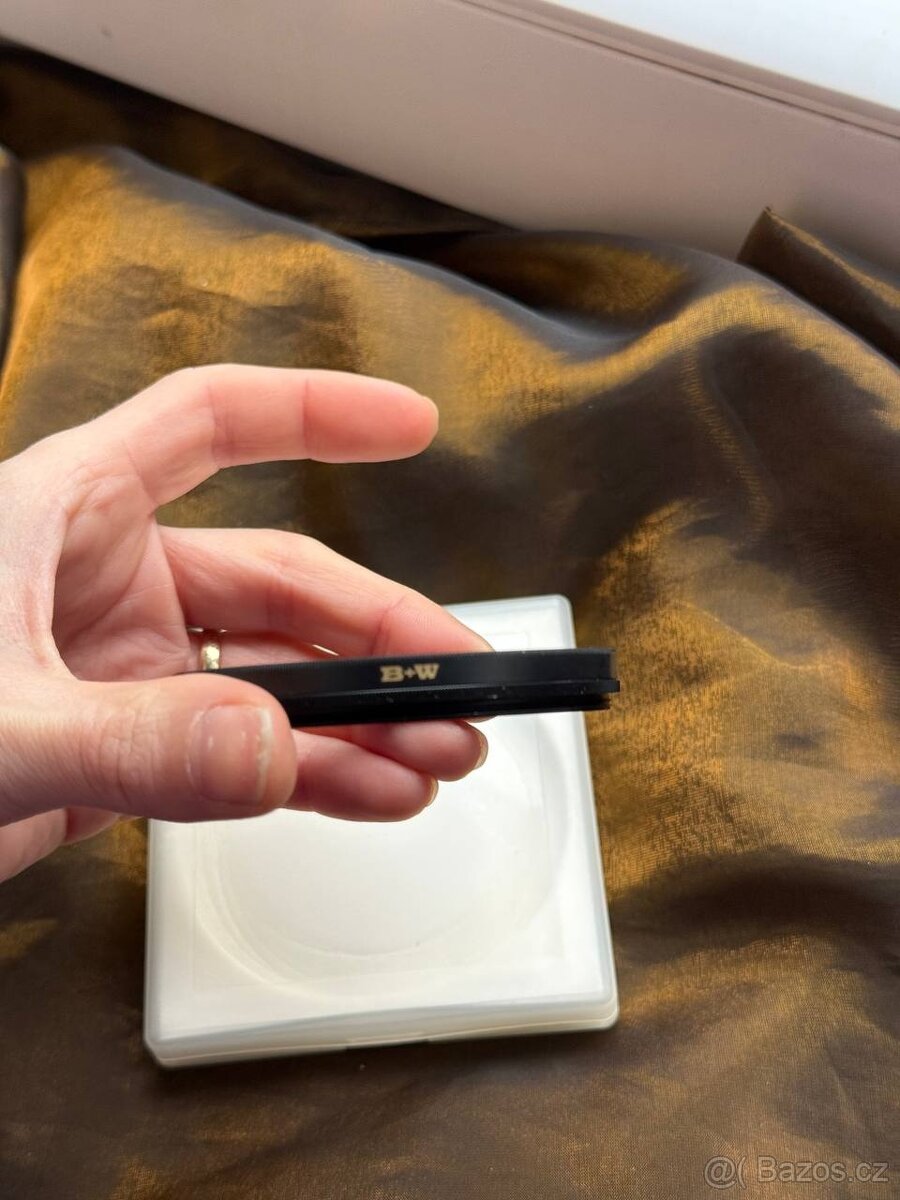 B+W přechodový filtr 702 šedý 25% MRC 67 mm - 4