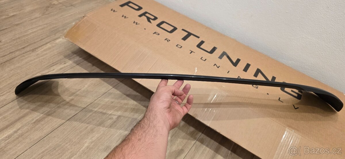 Křídllo Mercedes C43 kombi W205 - 4