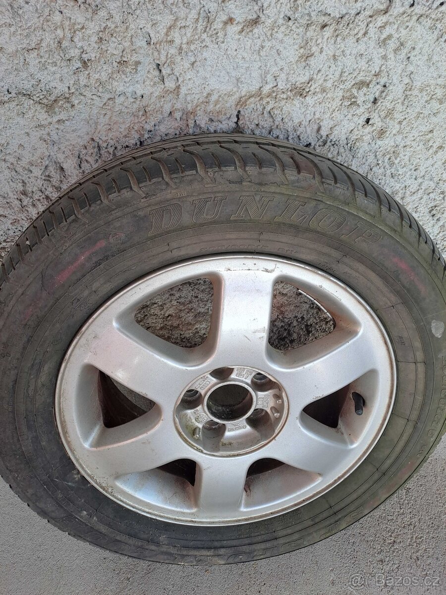 Prodám náhradní díly na Audi A3 r.v.1998 - 4