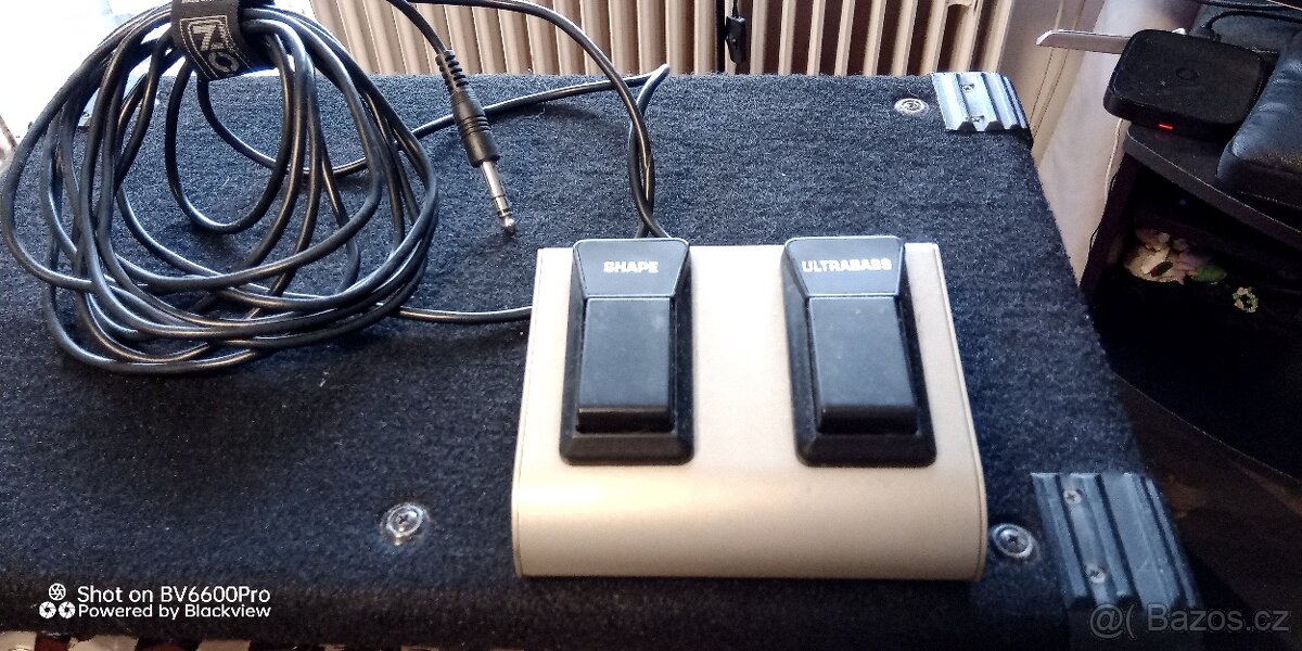 Bass aparát BEHRINGER ULTRABASS BX4500H - 4