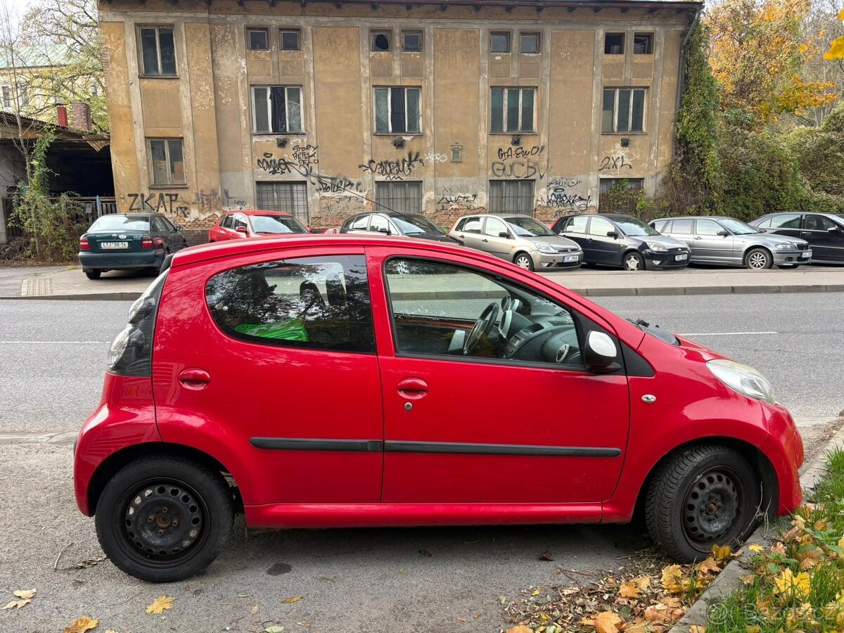 Prodám citroen c1 - 4