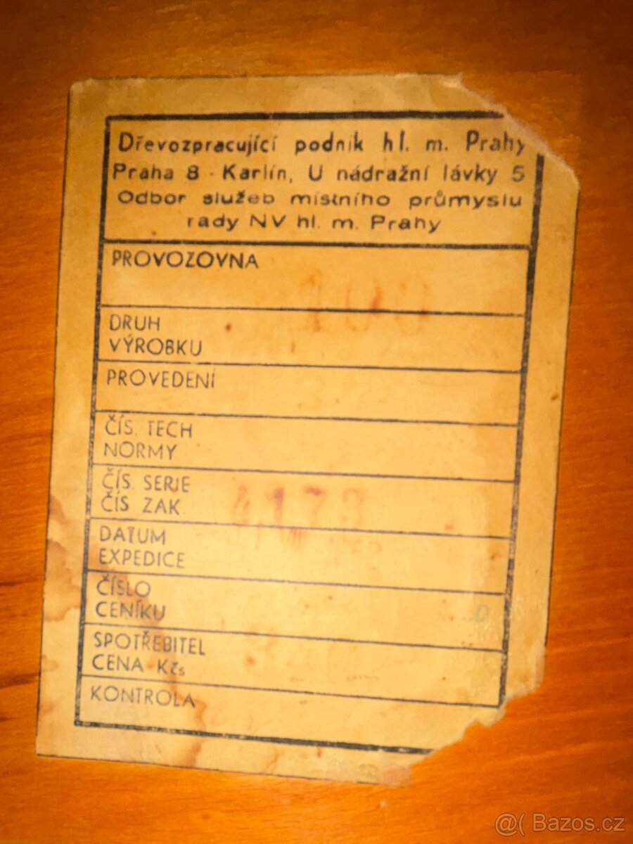 Ikonický rozkládací stůl - 4