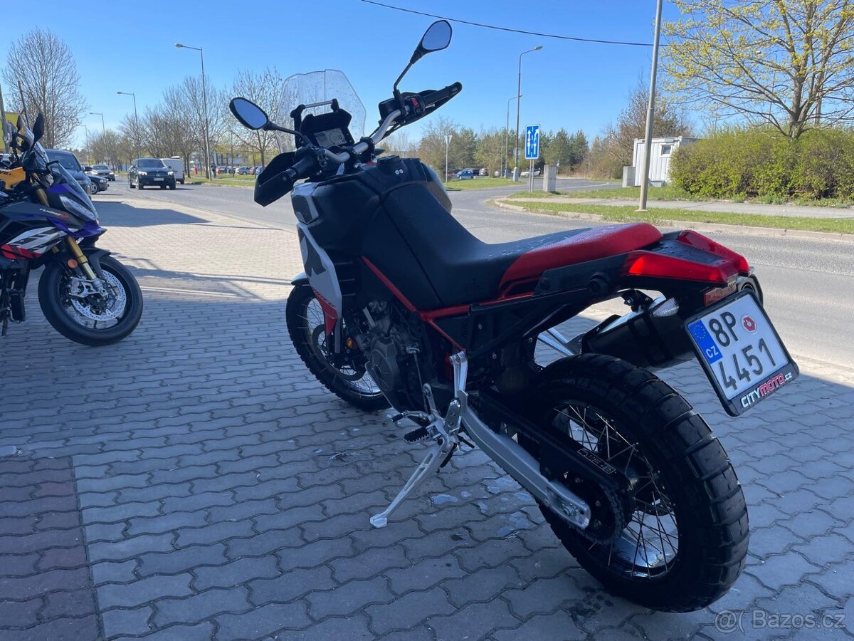 Aprilia Tuareg 660 - 4