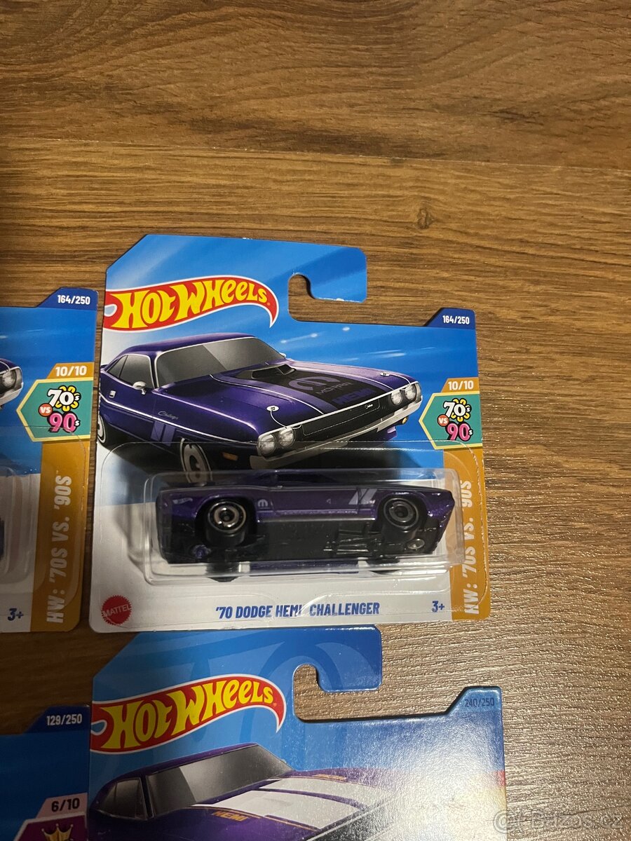 Hotwheels - 4