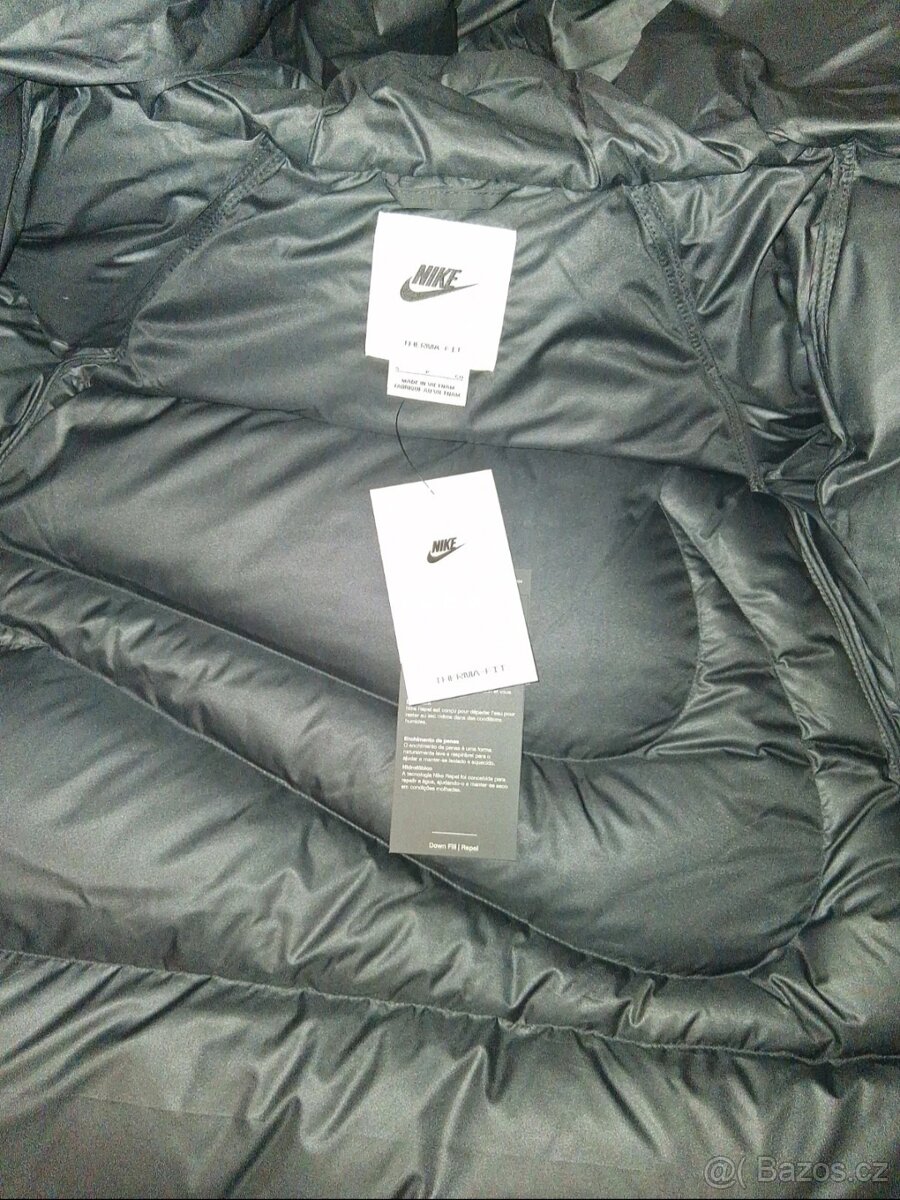 Bunda Nike Sportswear Club - 4