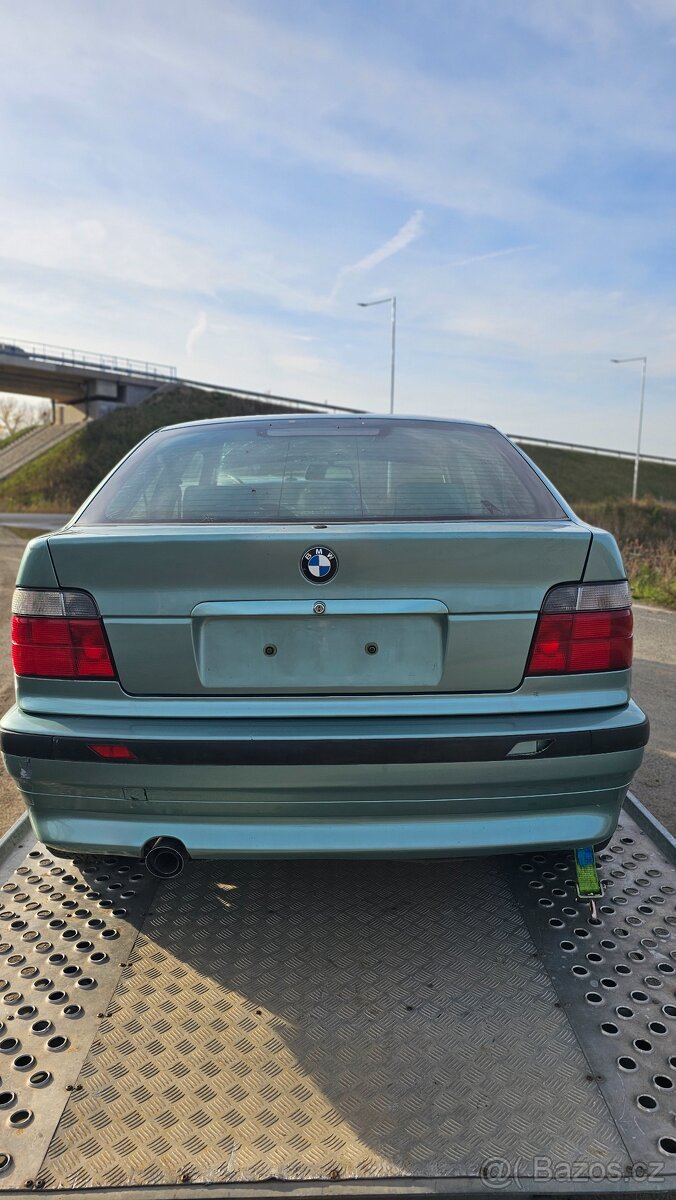 BMW E36 compakt 316I 77KW 1999 - 4