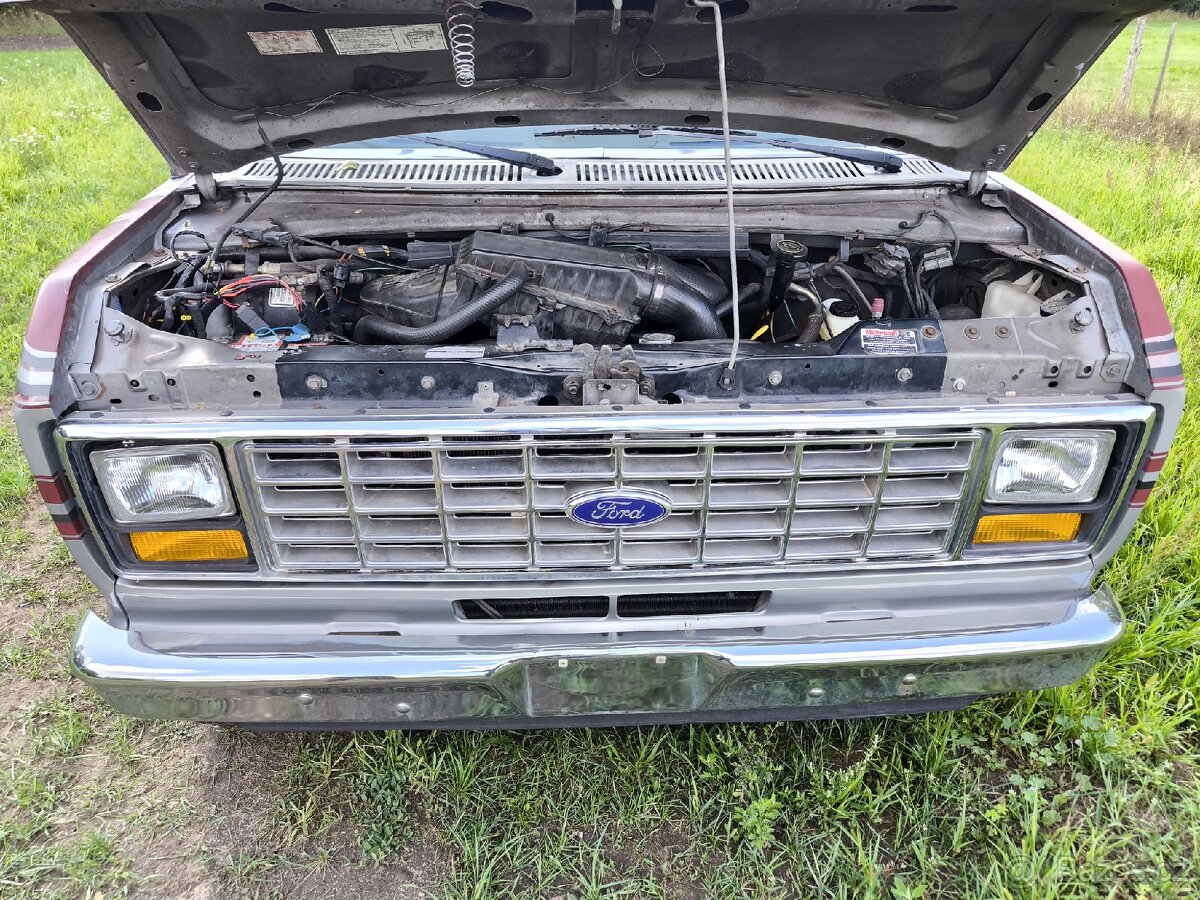 Ford Econoline 1988 USA van - 4