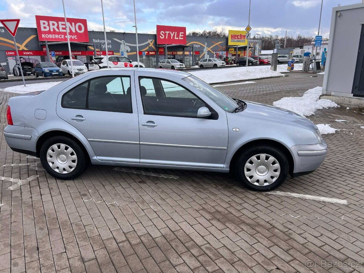 PRODAM VW BORA 2.0i PACIFIC NOVA STK EMISE DO 2028 - 4