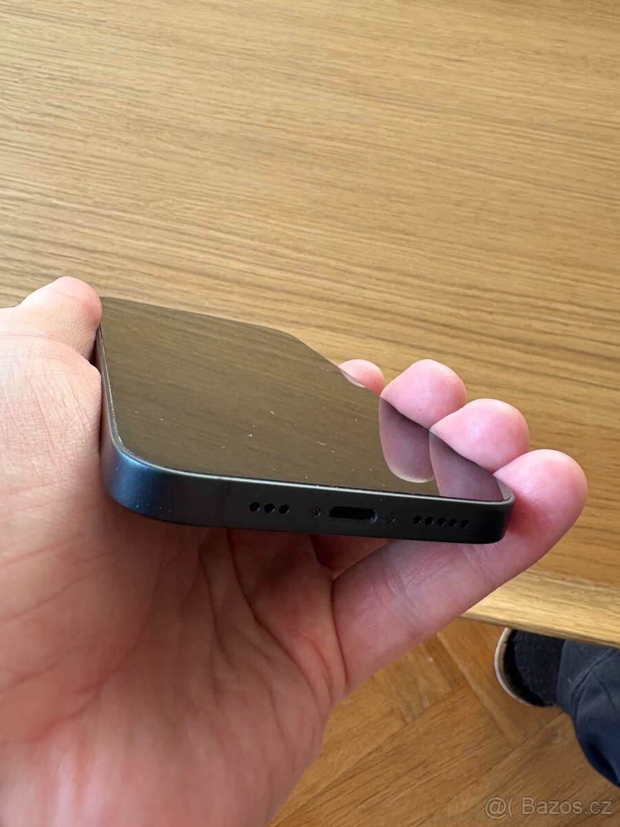 iPhone 13, jako nový - 4