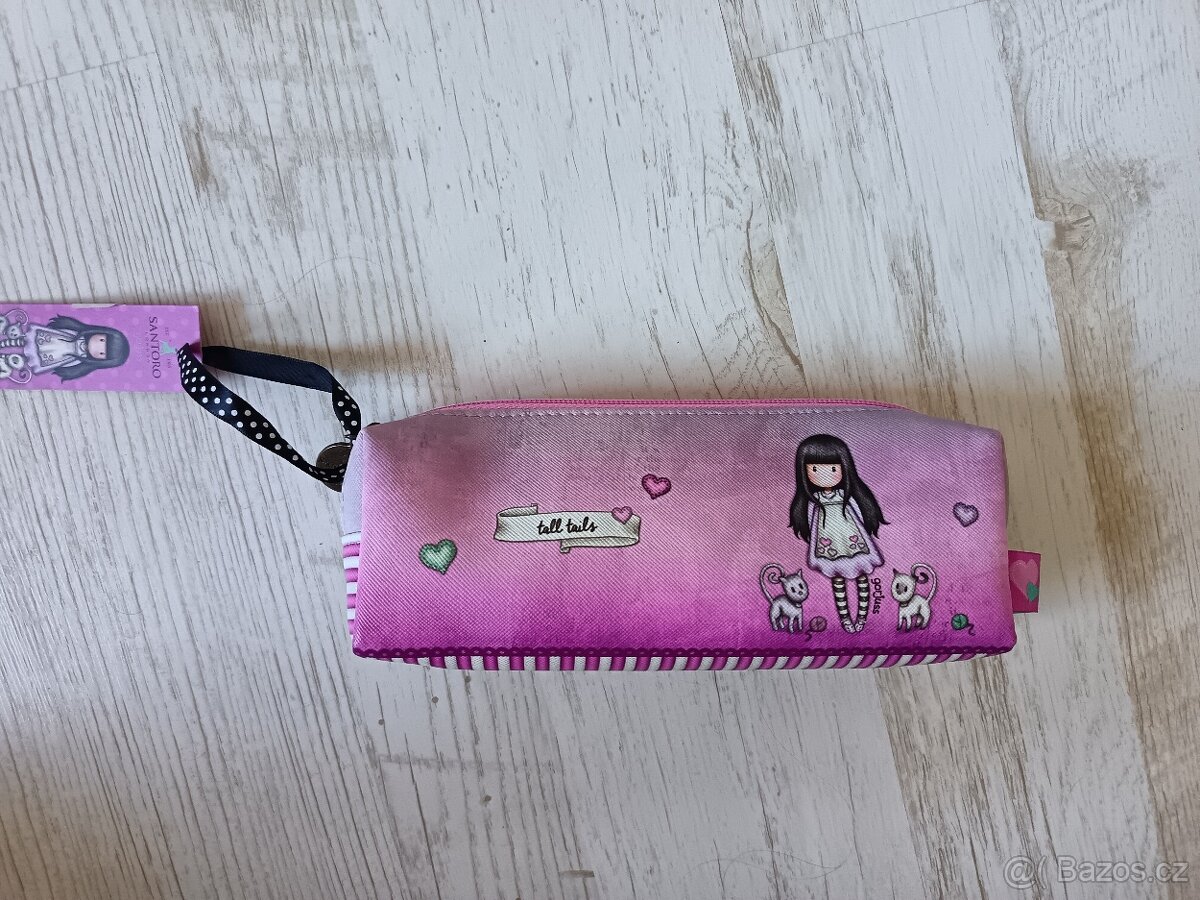 Penál Santoro London - 4