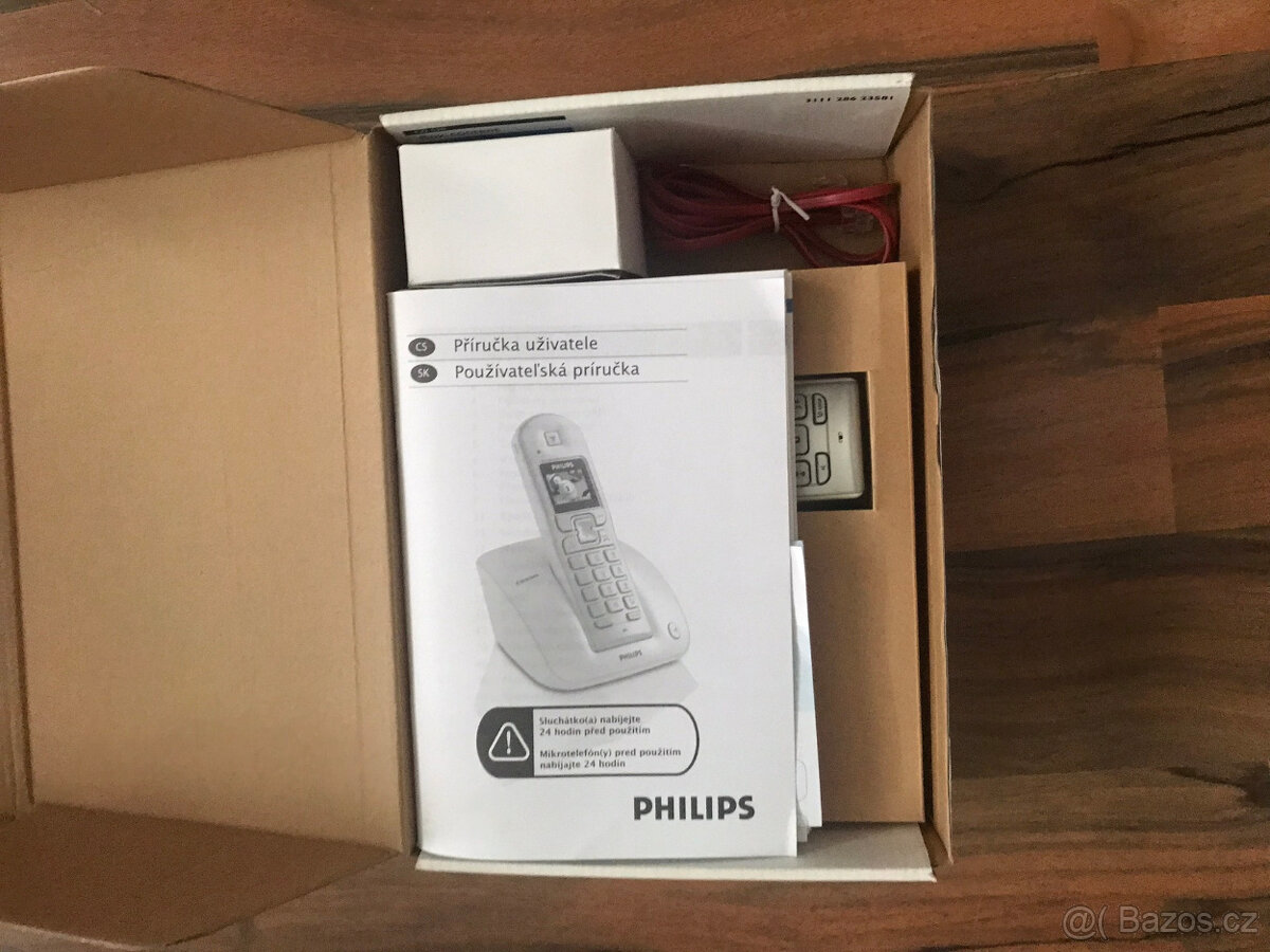 Prodám telefon PHILIPS - 4