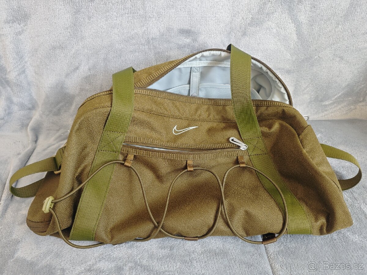 Sportovní taška NIKE - 4