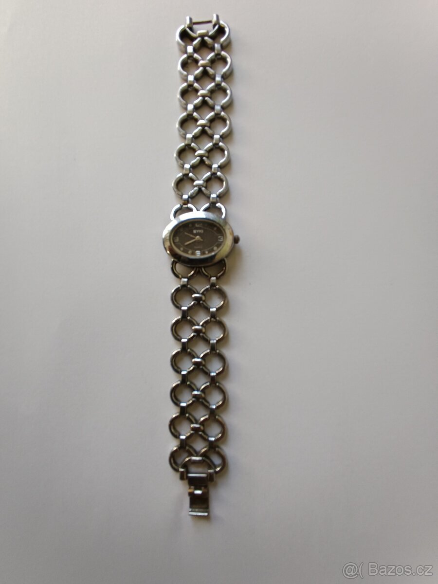 Retro náramkové hodinky - 3 kusy - 4