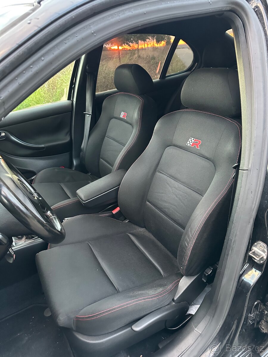 Seat Leon Cupra R - 4