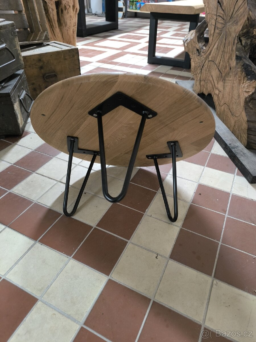 Odkládací stolek masiv - 4