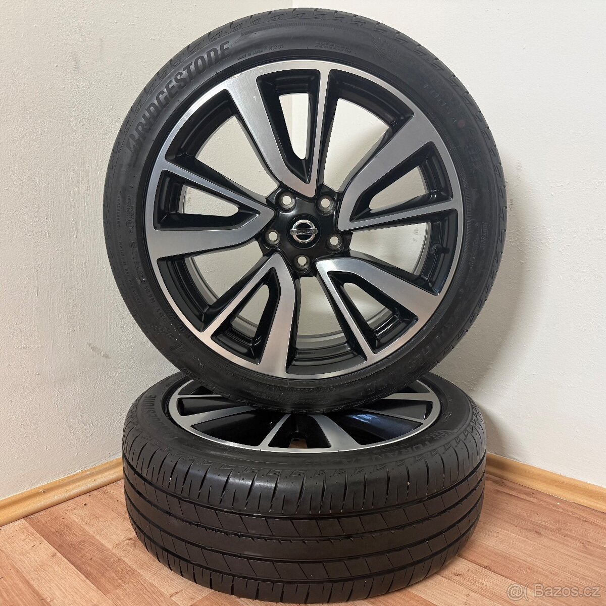 NISSAN QASHQAI 5x114,3 R19 ET40+LETNÍ 225/45R19 7m - 4