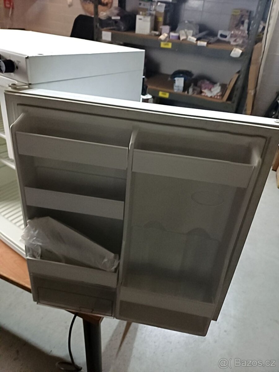 Absorpční lednička s mrazákem kombinovaná Dometic A803KF - 4