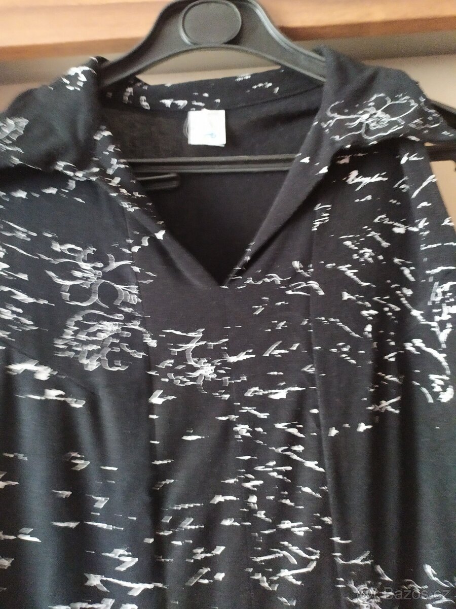 hezká černobílá halenka - 4