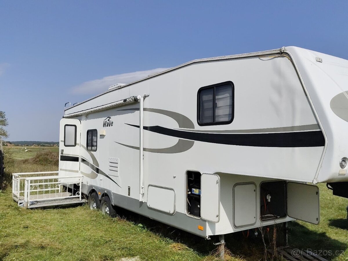 KARAVAN obytný přívěs s doklady - 4