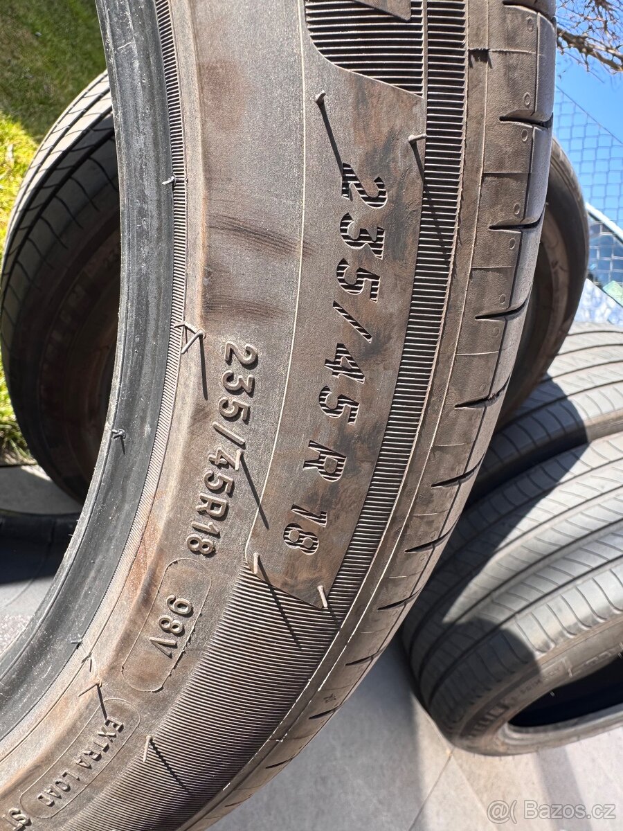 Michelin e-primacy 235/45 R18 - 4