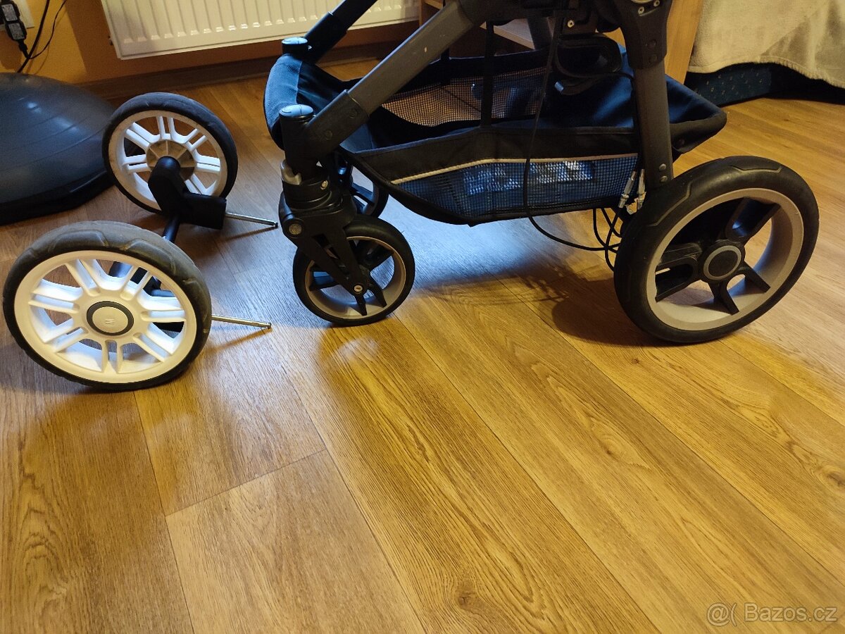 Kočárek Teutonia - 4