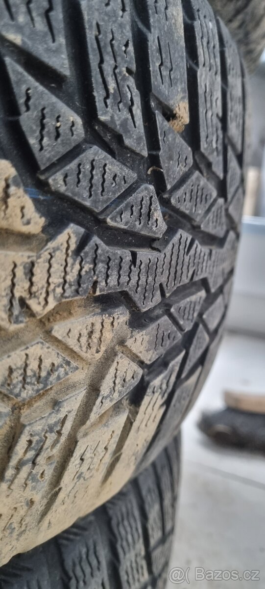 Sada zimních pneu Nokian WR X4 205 / 55 R16 - 4