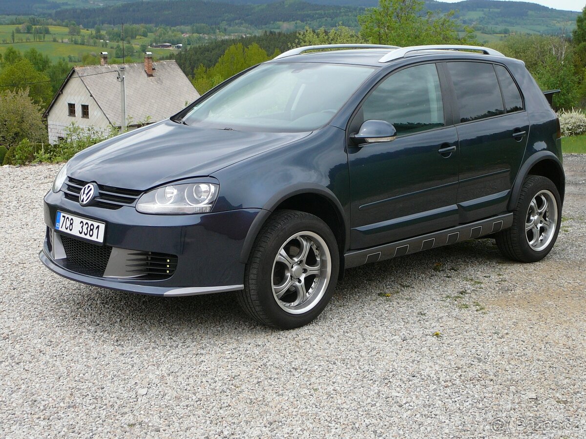 VW Golf Country - 4
