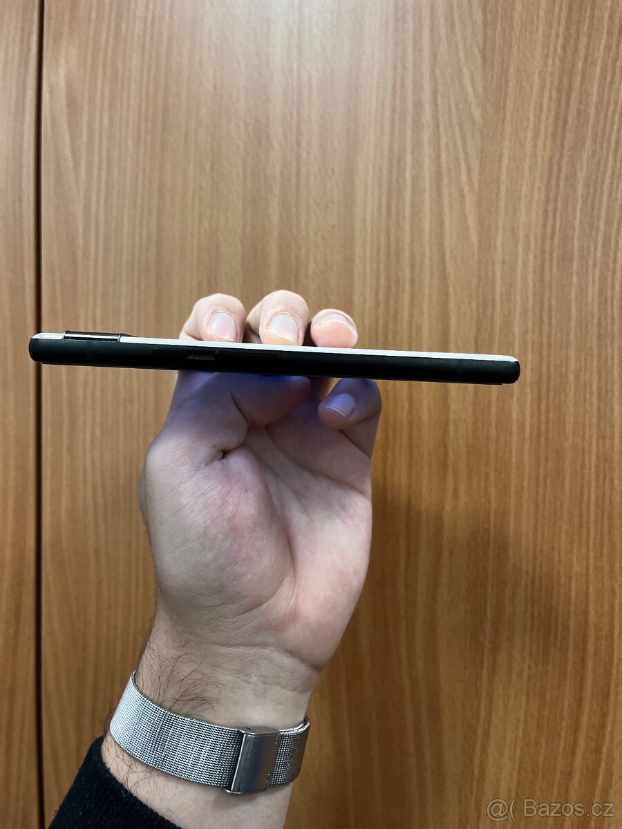 Google Pixel 6a bílý - 4