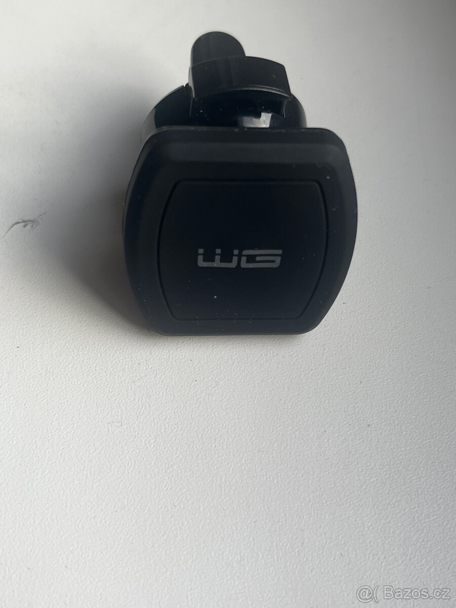 Magneticky držák na telefon - 4