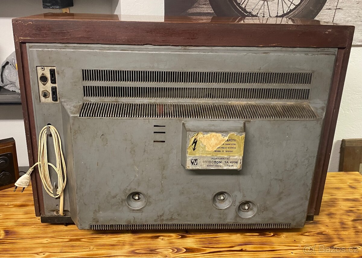 Televizor Videoton 60.léta - 4