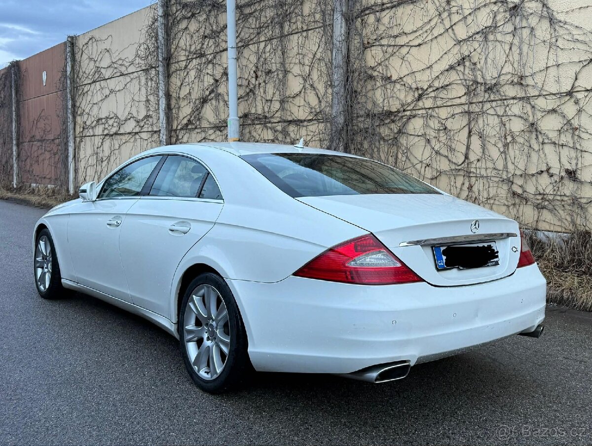 Mercedes-Benz CLS W219 FACELIFT ROK 2009 - 4